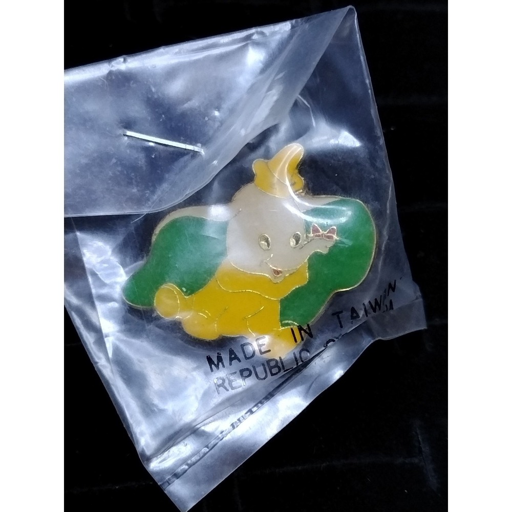 Enamel Metal Pin Dumbo Butterfly 1" Vintage 80's Lapel Tie Bag Strap Tote Taiwan